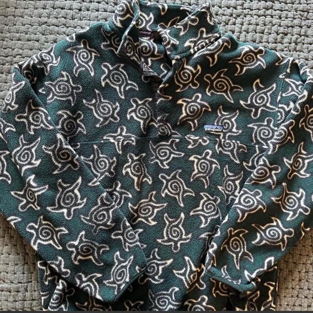 Rare Patagonia 1990s Zen Turtle in Green Black and White!